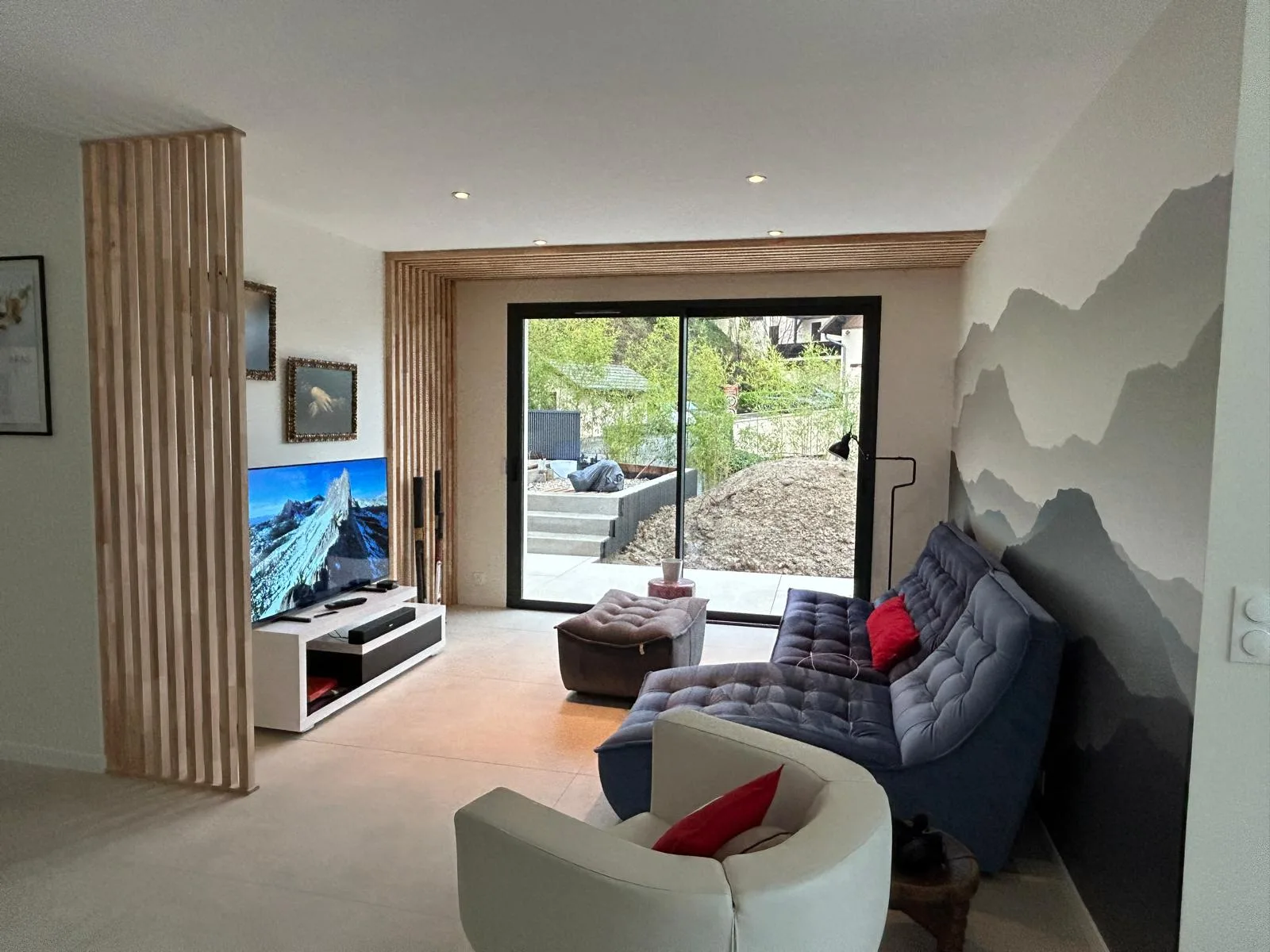 Aménagement intérieur d'une villa neuve